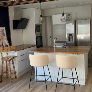 f6bb0398-9983-42a2-a1ad-4757391919ae